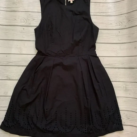 GAP | Dresses | Gap Black Fitand Flare Sleeveless Dresssize 6 | Poshmark GAP | Dresses | Gap Black Fitand Flare Sleeveless Dresssize 6 | Poshmark